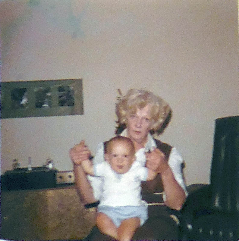 noah lorna at lornas apt seattle