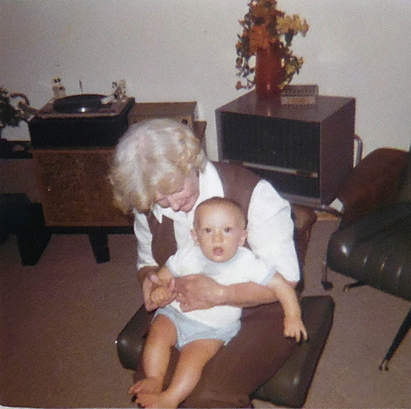 noah lorna at lornas apt seattle