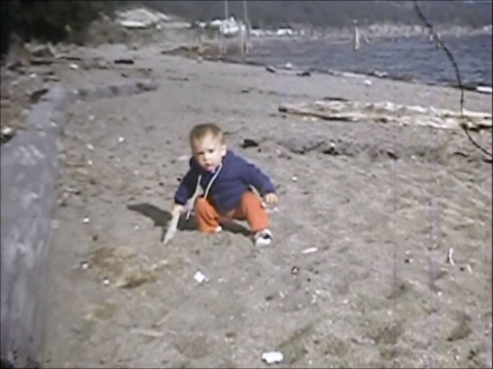 noah at sanders beach