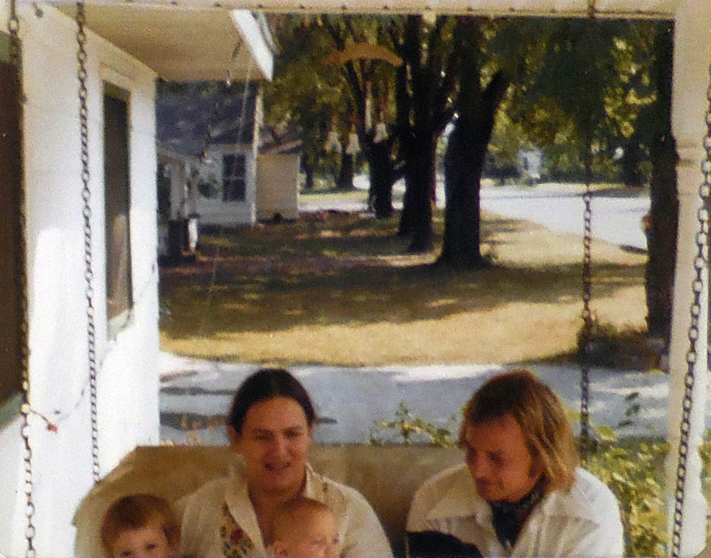 noah abbie sarah tom at 1611