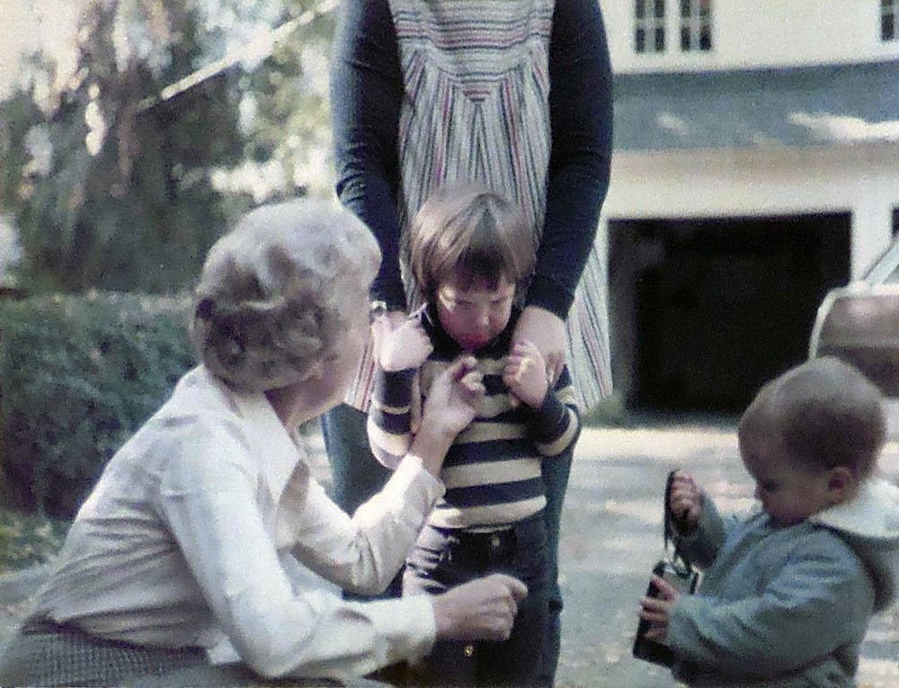 teddy noah sarah in yakima
