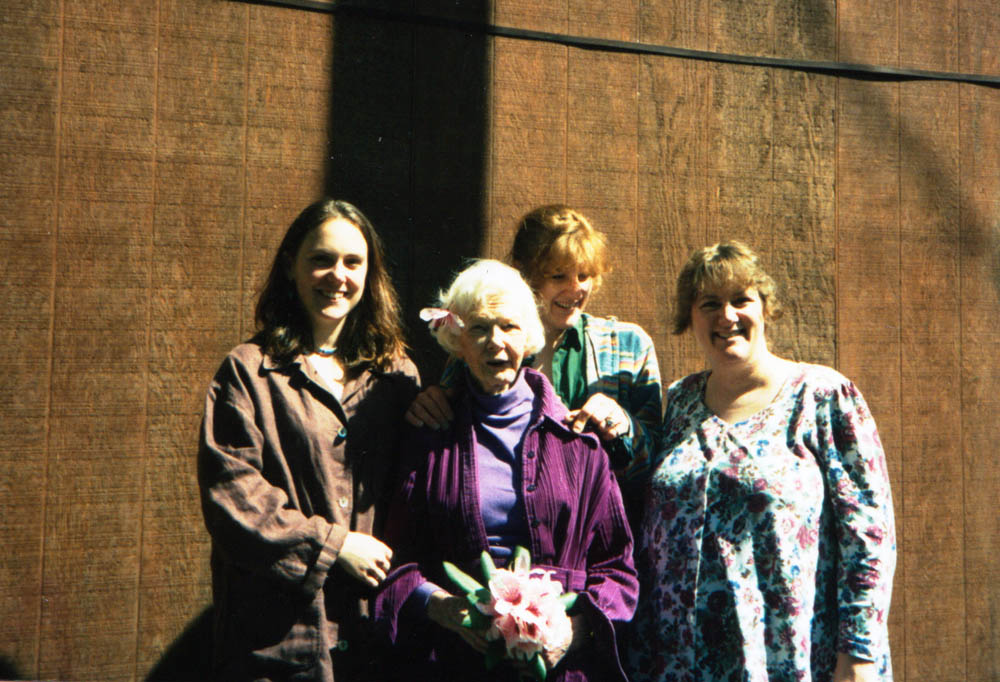 sarah lorna shelley carrie