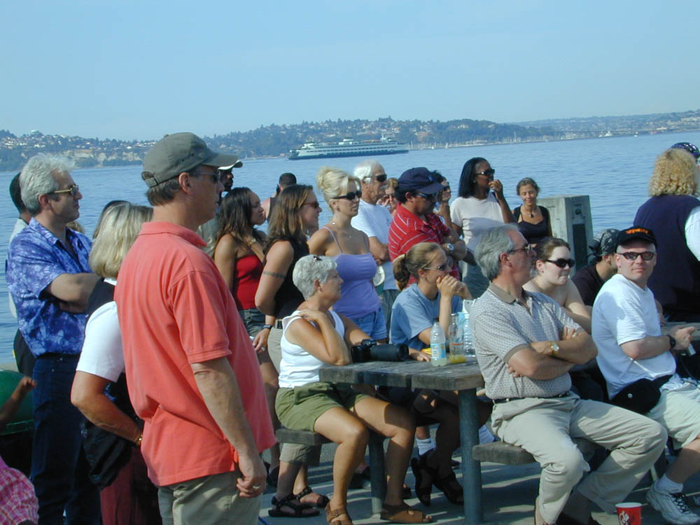 sarah sandy stef meg at Noah lift