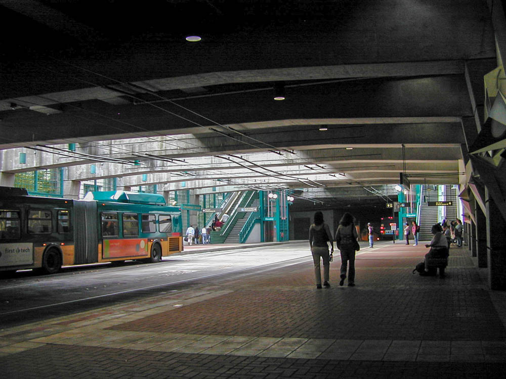 bus tunnel king street
