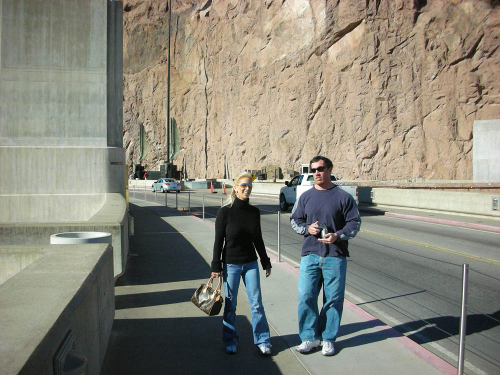 january_dennis trip_sandy and noah at boulder dam
