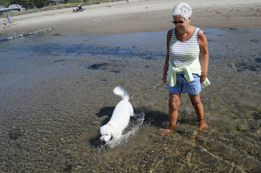 july_alfie and stef in neskowin