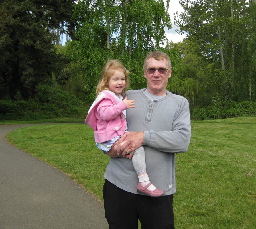 may_maddy and dennis at juanita park