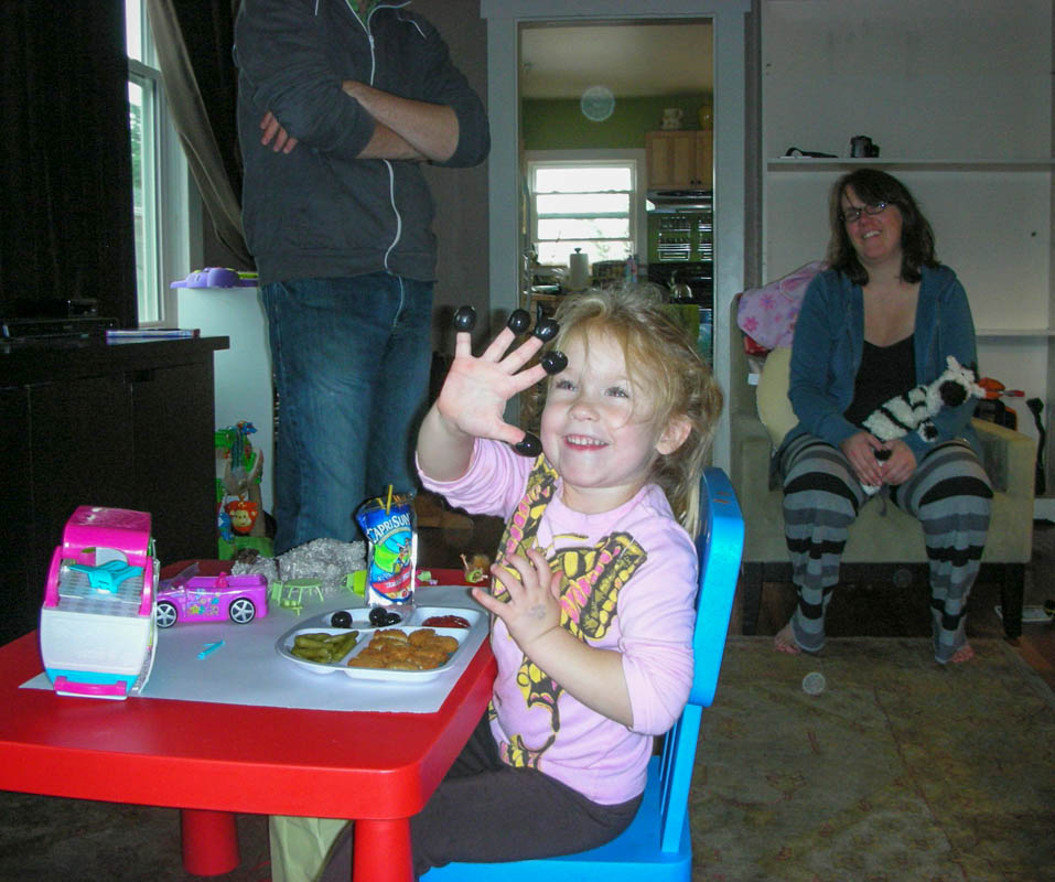 september_maddy and sarah at home