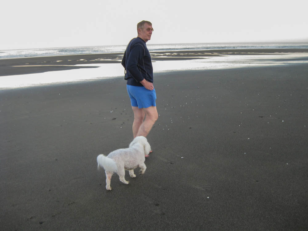 august neskowin_alfie and dennis