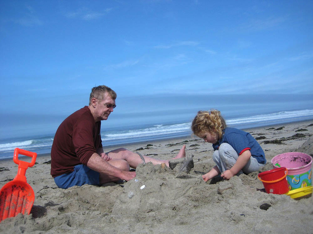 neskowin august 26-28_dennis and maddy