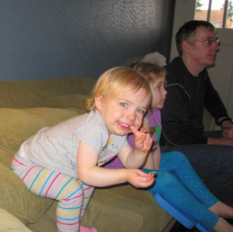 march_katie maddy and dennis at sarahs