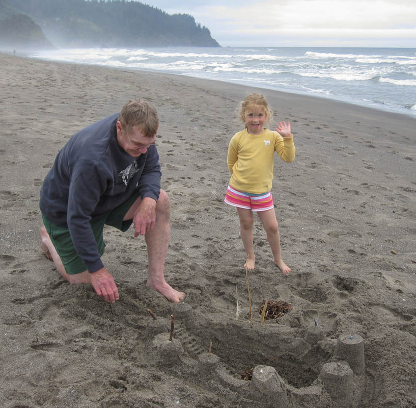 august_dennis and maddy neskowin