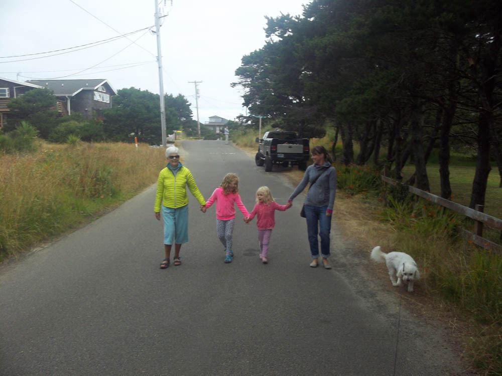 july_stef maddy katie sarah and alfie_neskowin