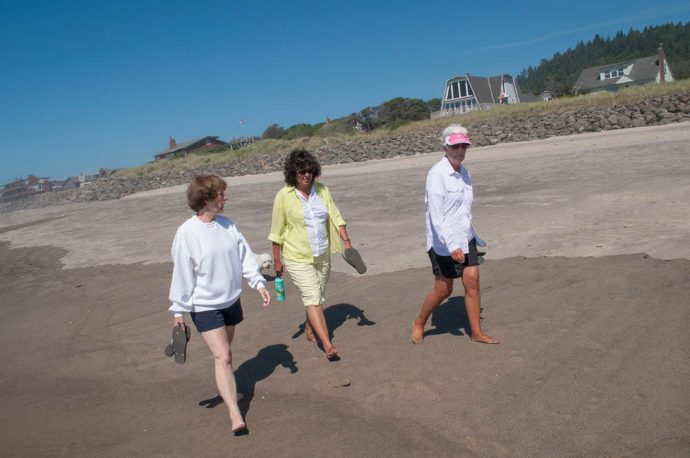 july_megg kris stef and alfie_neskowin