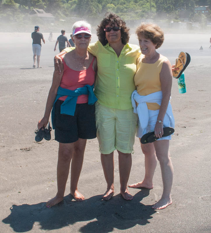 july_stef  kris and megg_neskowin