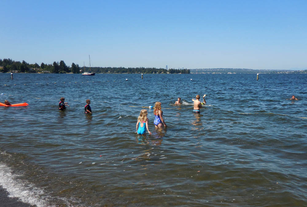 july_katie and maddy at juanita beach