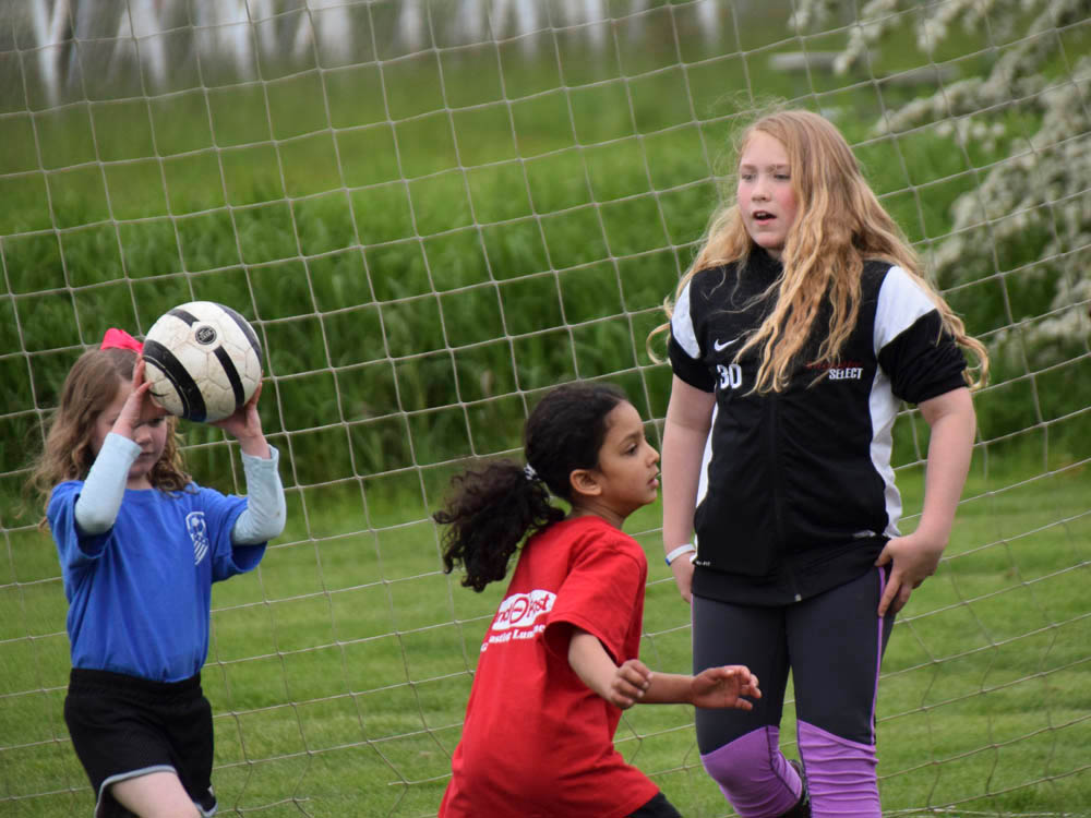 may_maddy at katie soccer 2017