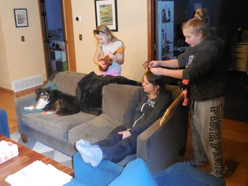 march_brooks katie sarah and maddy at home