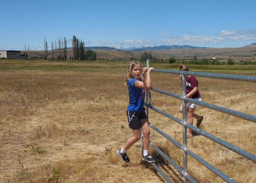 june_katie and maddy at thorp