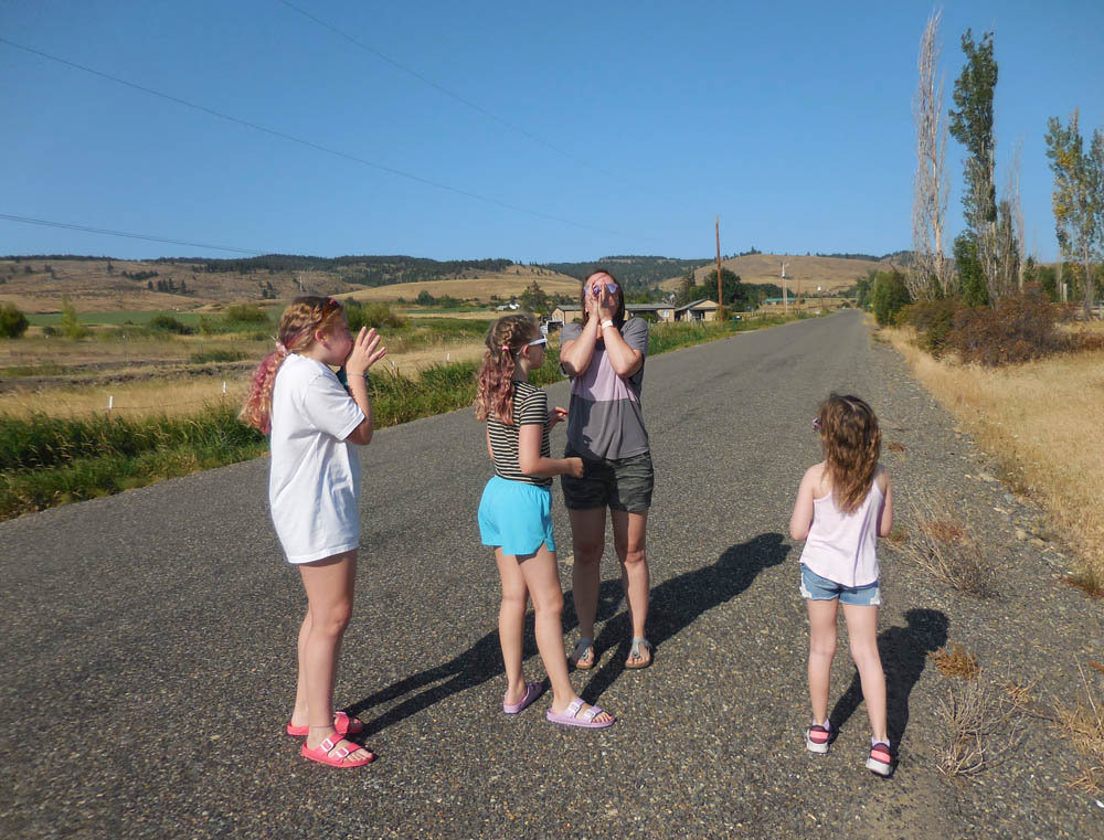 august_maddy katie sarah and mandy at thorp