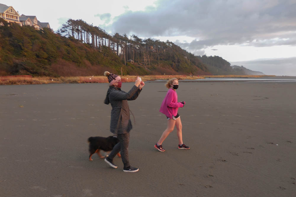 november_sarah brooks and maddy at seabrook