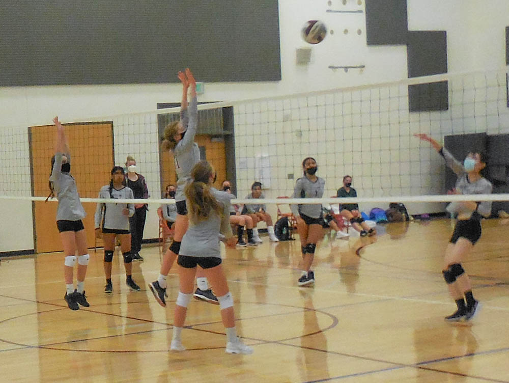 september_maddy volleyball