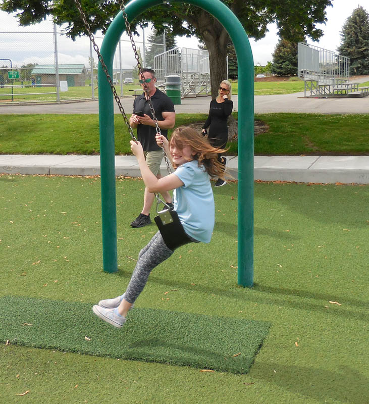 june_mandy sandy noah at claybell park