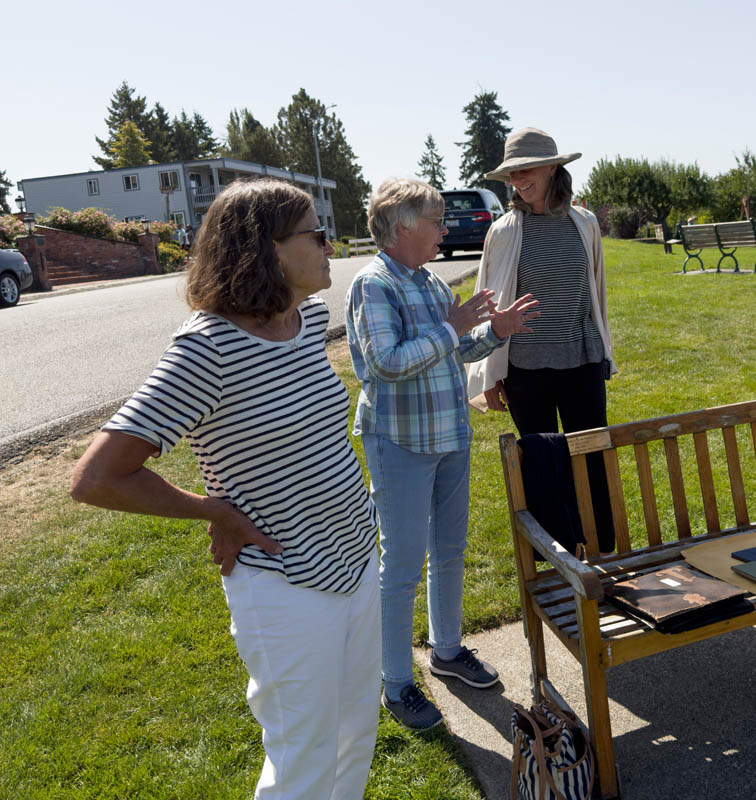 august_cousins wendy mimi and lynn at steilacoom