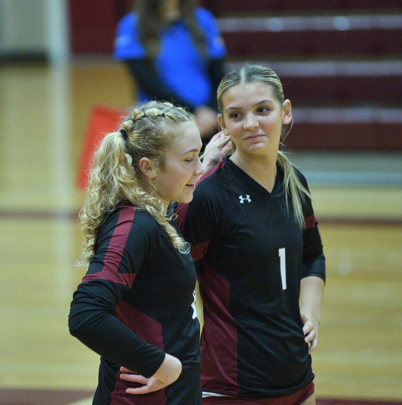october_maddy volleyball vs woodinville