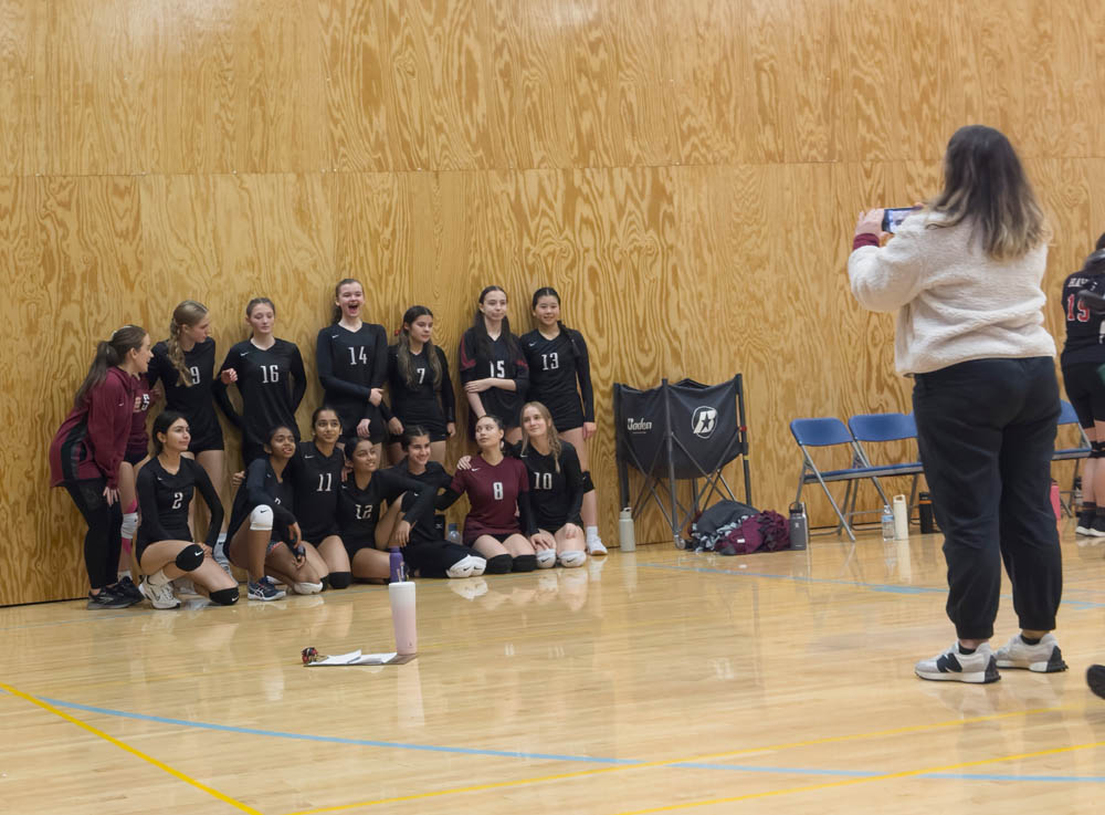 sarah and katie volleyball bothell tournament